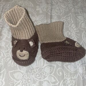 Baby booties crochet little bears​​​​​​​